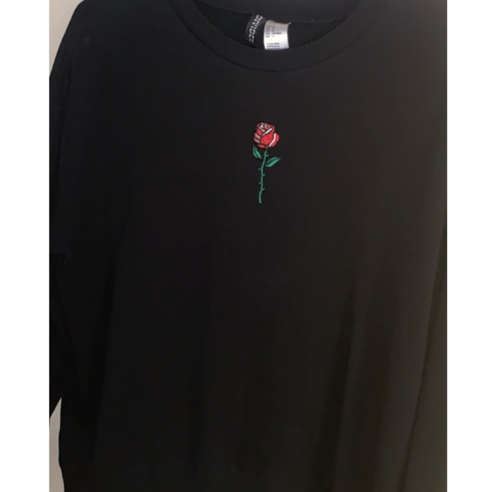 H&M crew neck